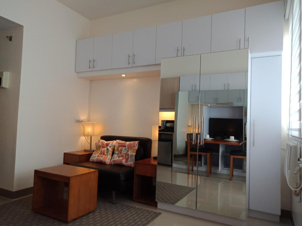 Mabolo Garden Flat A6 With Free Rooftop Pool Cebu Dış mekan fotoğraf